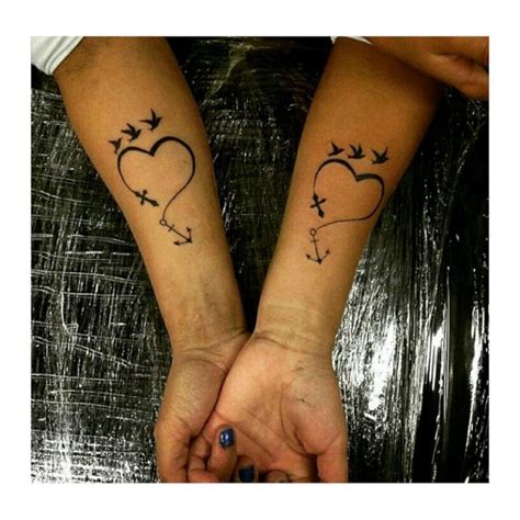 tatuajes amor eterno|Tatuajes de amor eterno: significados y diseños。